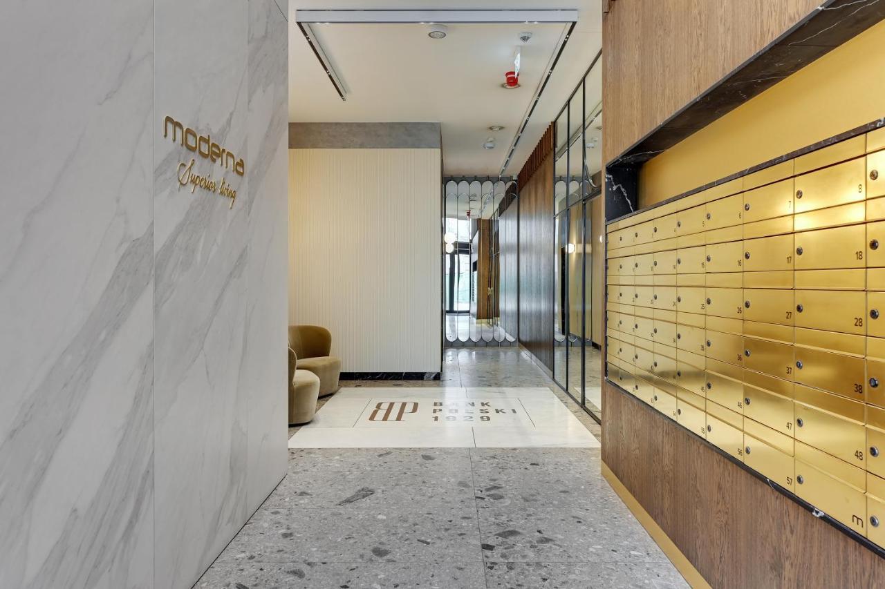 Bank Polski City Center Apartment With Parking By Lion Apartments 그디니아 외부 사진